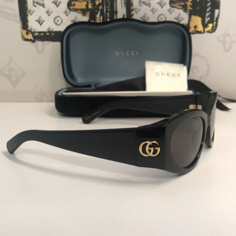 New Authentic Gucci GG1401S 001 Black Cat-Eye Sunglasses Grey Lenses